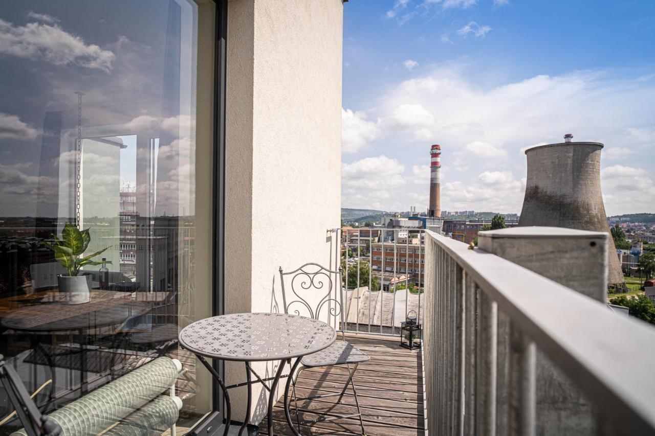 Zeppelin Studio With An Industrial View - Brno公寓 外观 照片